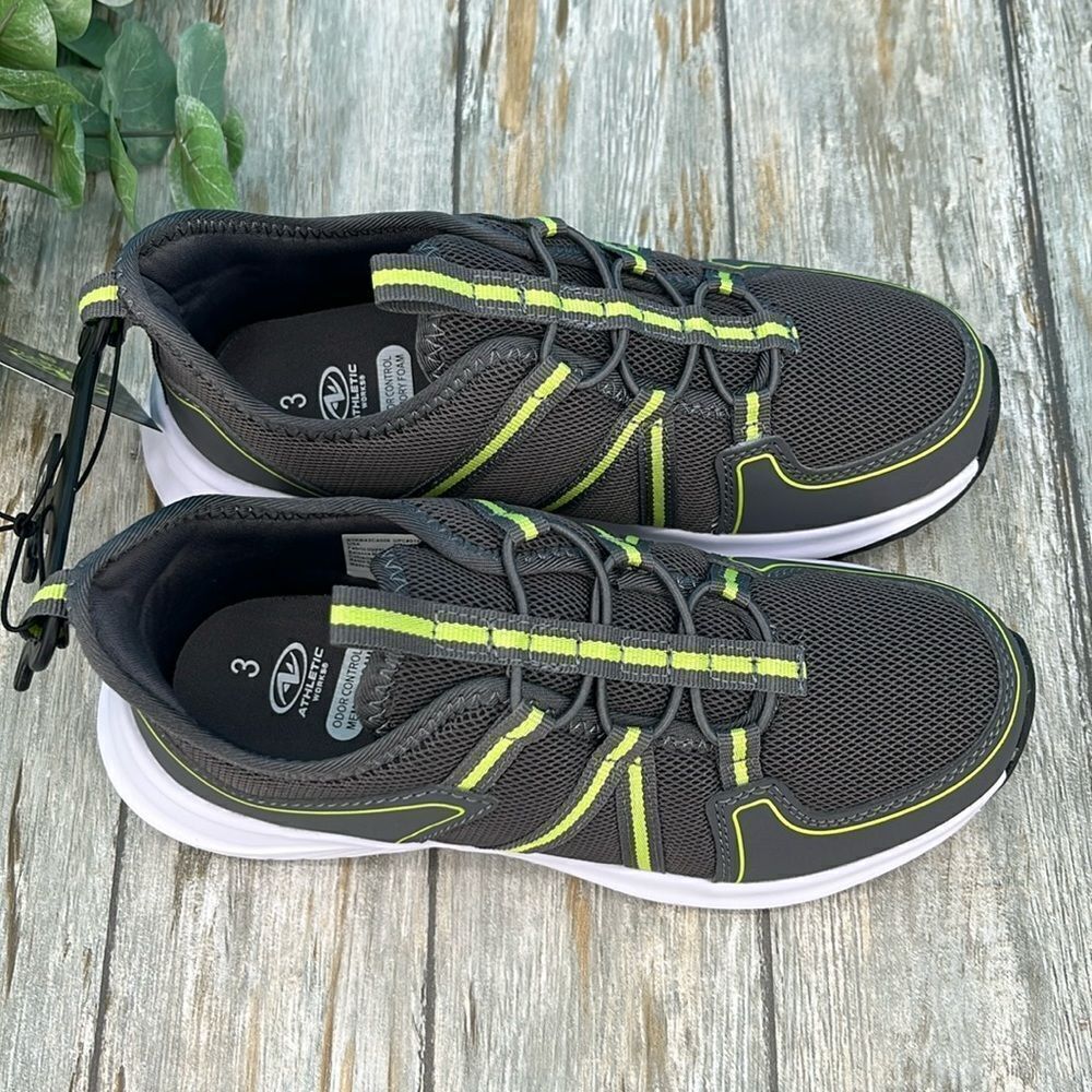 Little Boys Bungee Slip-On Athletic Active Sneakers Shoes Size 3 - Picture 3 of 10